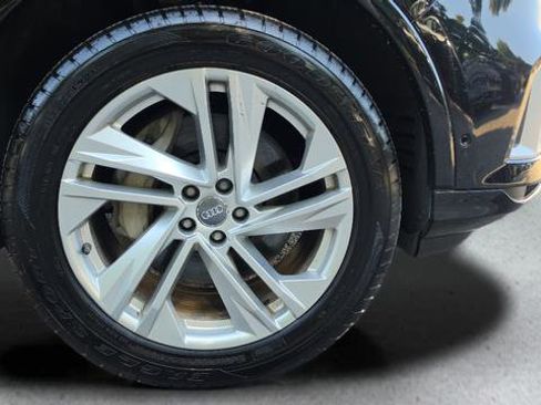 Used 2020 Audi Q7 3.0T Premium Plus AWD/4WD image 48