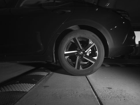 Used 2025 Nissan Sentra SV image 14