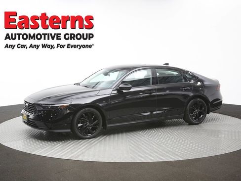 Used 2025 Honda Accord SE image 57