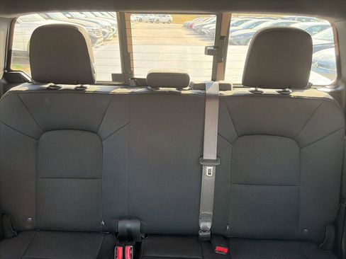 Used 2023 Chevrolet Colorado LT w/ LT Convenience Package II RWD image 23