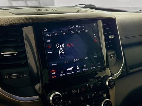 Used 2019 RAM 1500 Laramie RWD image 15