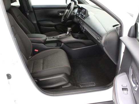 Used 2024 Honda HR-V Sport image 34