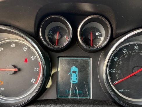 Used 2015 Buick Encore Premium w/ Experience Buick Package image 32