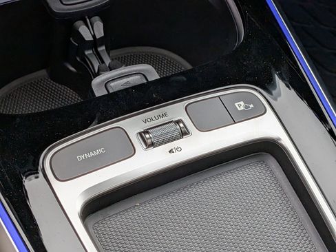 New 2026 Mercedes-Benz GLB 250 image 26