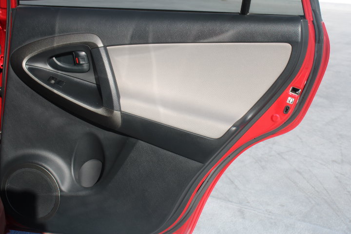 Used 2012 Toyota RAV4 FWD w/ Value Pkg image 14