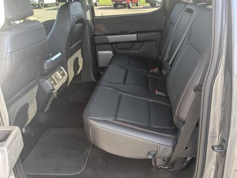 Used 2021 Ford F150 Lariat RWD image 30