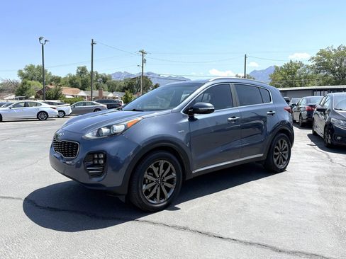 Used 2019 Kia Sportage EX w/ EX Sport Appearance Package image 4