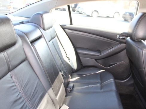 Used 2010 Nissan Altima 2.5 SL w/ SL Pkg image 19