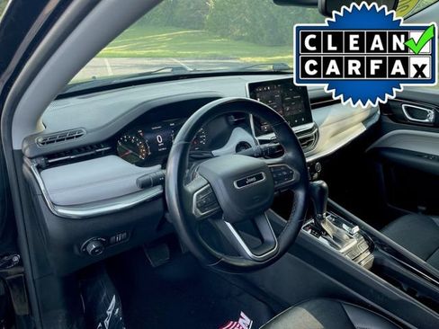 Used 2022 Jeep Compass Limited AWD/4WD image 2