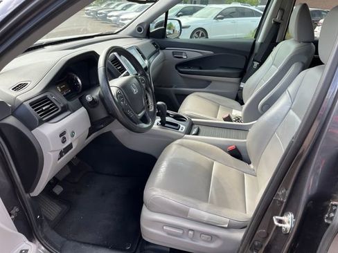 Used 2018 Honda Pilot EX-L image 2