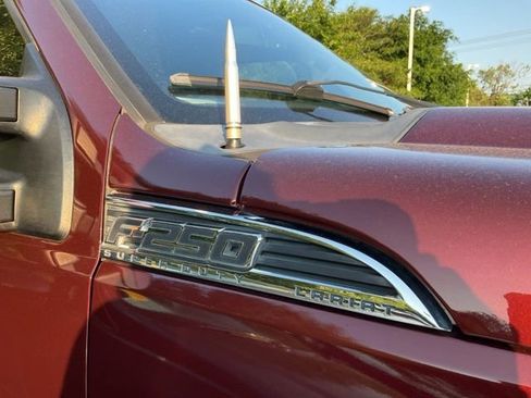 Used 2015 Ford F250 King Ranch w/ FX4 Off-Road Package AWD/4WD image 3