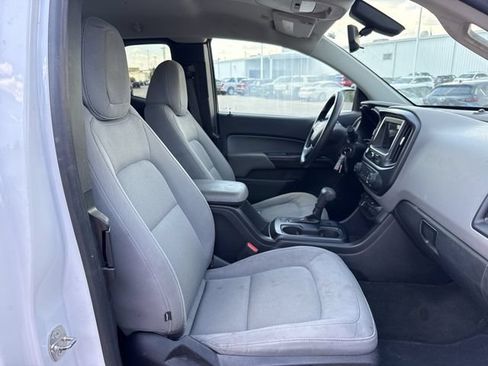 Used 2019 Chevrolet Colorado W/T w/ WT Convenience Package RWD image 25