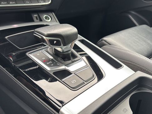 Used 2025 Audi Q5 2.0T Premium AWD/4WD image 14
