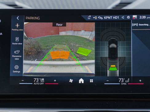 Used 2025 BMW X1 xDrive28i image 14