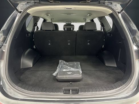 Used 2019 Hyundai Santa Fe SE FWD image 12