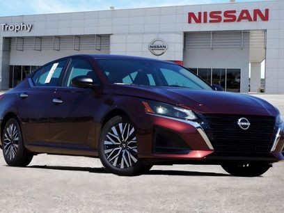 Certified 2024 Nissan Altima 2.5 SV