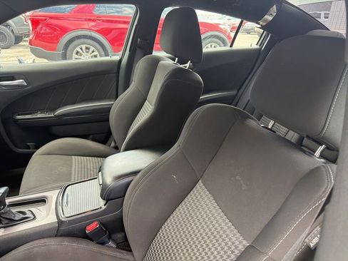 Used 2022 Dodge Charger R/T w/ Blacktop Package RWD image 10