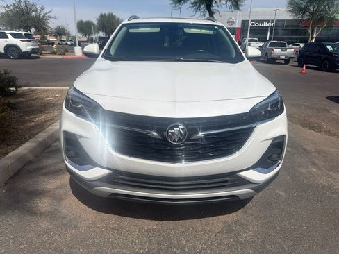 Used 2023 Buick Encore GX Essence w/ Experience Buick Package FWD image 2