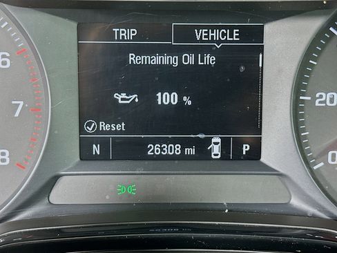 Used 2025 Chevrolet Trax LS image 18