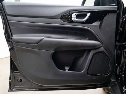 New 2026 Jeep Compass Latitude AWD/4WD image 20