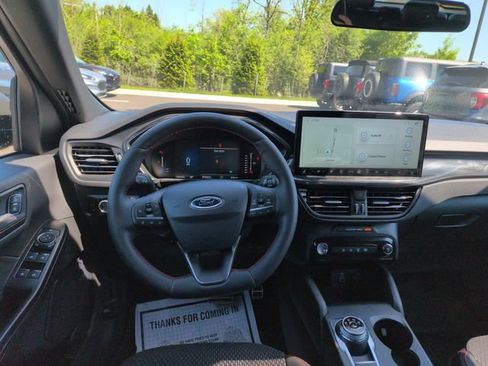 Certified 2024 Ford Escape ST-Line w/ Tech Pack #1 AWD/4WD image 29