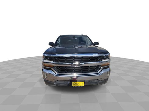 Used 2018 Chevrolet Silverado 1500 LT w/ LT Eassist Package RWD image 3