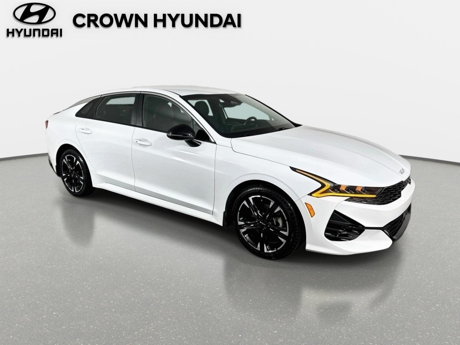 Used 2024 Kia K5 GT-Line w/ GT-Line Premium Package FWD image 3