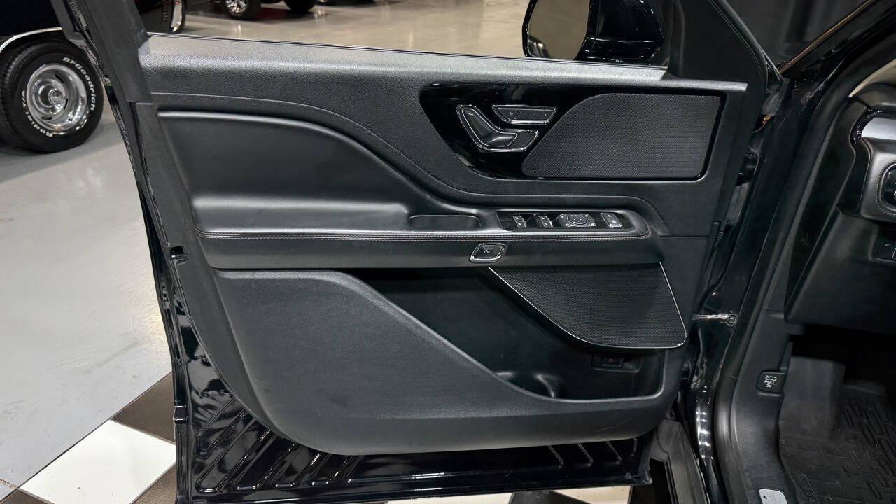 Used 2021 Lincoln Aviator AWD image 46