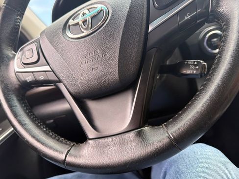 Used 2016 Toyota Camry XLE w/ Moonroof Package FWD image 28
