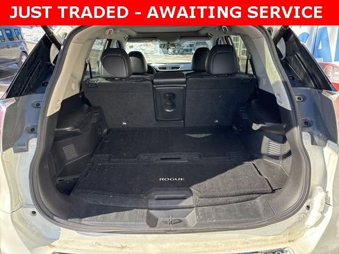 Used 2016 Nissan Rogue SL w/ SL Premium Package image 10
