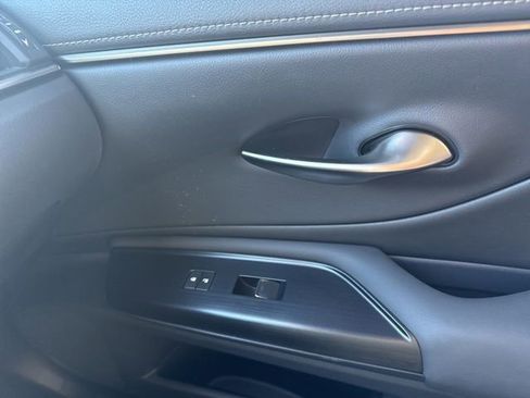 Used 2021 Lexus ES 250 w/ Premium Package image 22