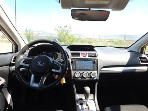 Used 2017 Subaru Crosstrek 2.0i Premium AWD/4WD image 13
