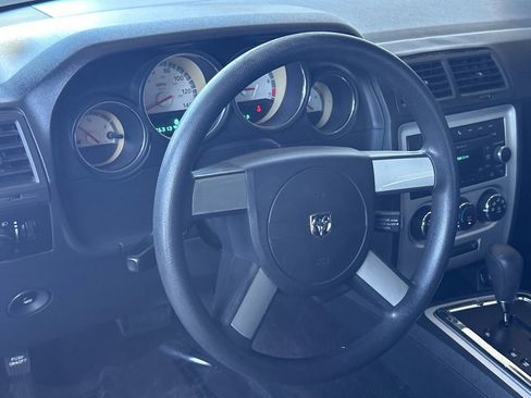 Used 2010 Dodge Challenger SE RWD image 14