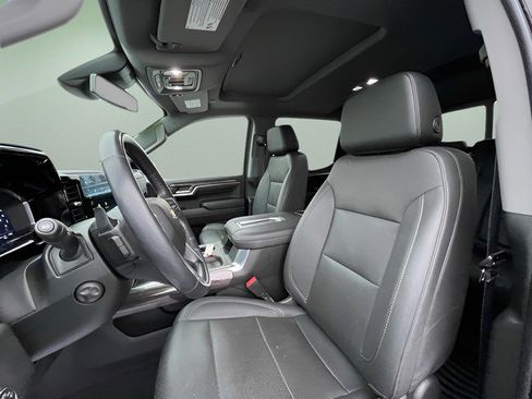 Certified 2022 Chevrolet Silverado 1500 LTZ w/ LTZ Premium Package AWD/4WD image 12