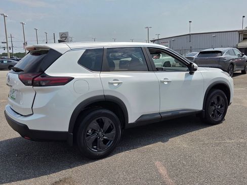 New 2026 Nissan Rogue SV FWD image 11