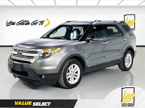Used 2014 Ford Explorer XLT w/ Equipment Group 202A image 1