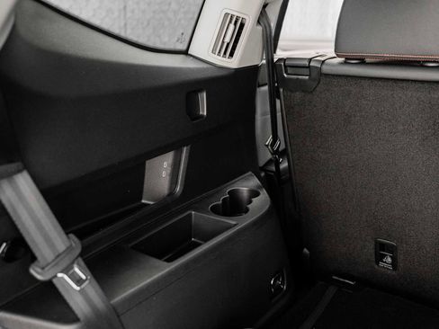 New 2026 Volkswagen Atlas Peak Edition image 42