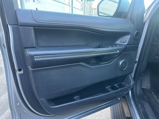 Used 2023 Ford Expedition Limited AWD/4WD image 13