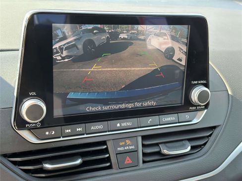 Certified 2022 Nissan Altima 2.5 SV image 21