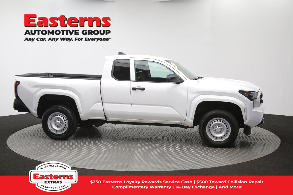 Used 2025 Toyota Tacoma SR RWD image 43