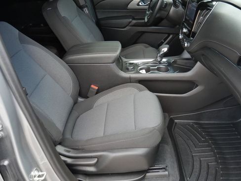 Used 2023 Chevrolet Traverse LT w/ Midnight/Sport Edition AWD/4WD image 21