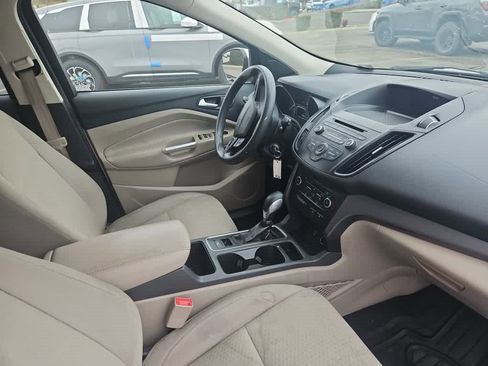 Used 2018 Ford Escape SE image 13