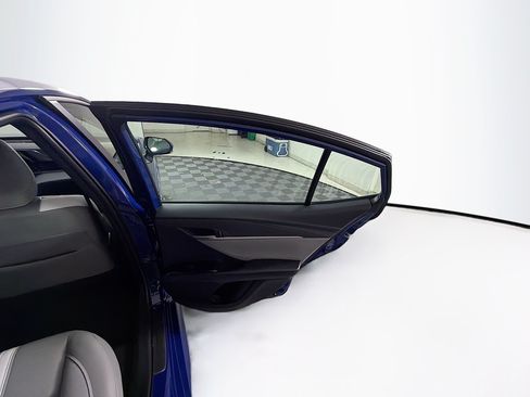 Used 2026 Toyota Camry SE FWD image 29