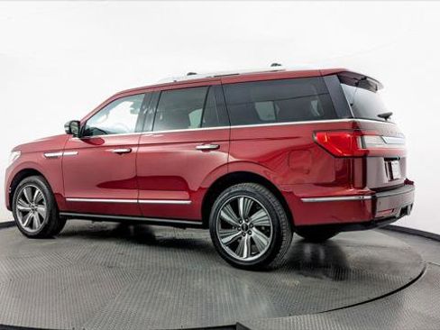 Used 2019 Lincoln Navigator Reserve AWD/4WD image 6