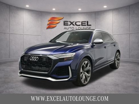 Used 2022 Audi RS Q8 w/ Luxury Package AWD/4WD image 3