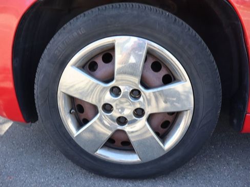 Used 2011 Chevrolet HHR LS image 38