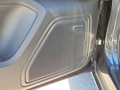 New 2026 Porsche Macan AWD/4WD image 28