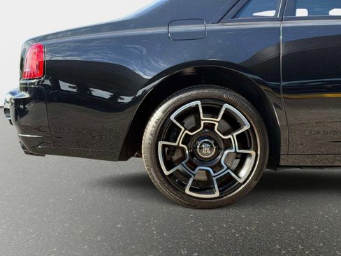 Used 2020 Rolls-Royce Ghost RWD image 18