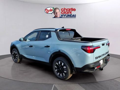 New 2026 Hyundai Santa Cruz SEL FWD image 3