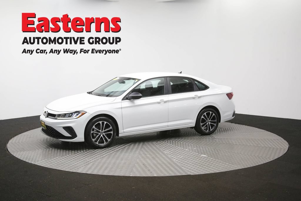 Used 2025 Volkswagen Jetta Sport FWD image 57